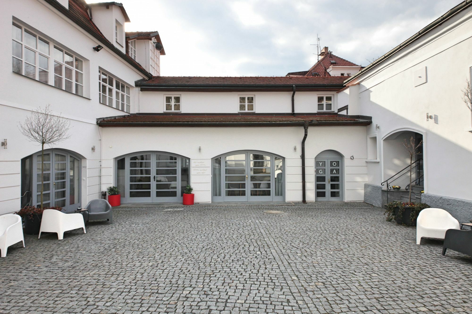 St. Terezie - Baroque Residence Прага Экстерьер фото